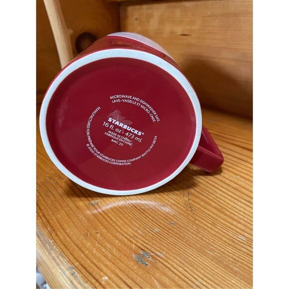 Starbucks Valentine 2021 Red Embossed Heart Ceramic Mug 16 oz - Picture 4 of 4